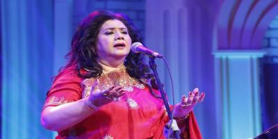 অস্ট্রেলিয়ার সিডনি ও মেলবোর্নে গান গাইবেন রুনা লায়লা